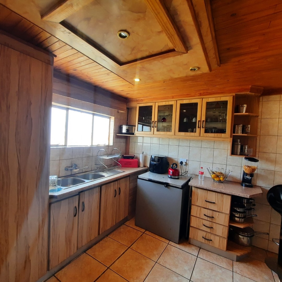 4 Bedroom Property for Sale in Lakeview Free State